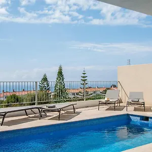 https://capistrano-garden-piscina-privada-y-vistas-al-mar.hotelsinnerja.org