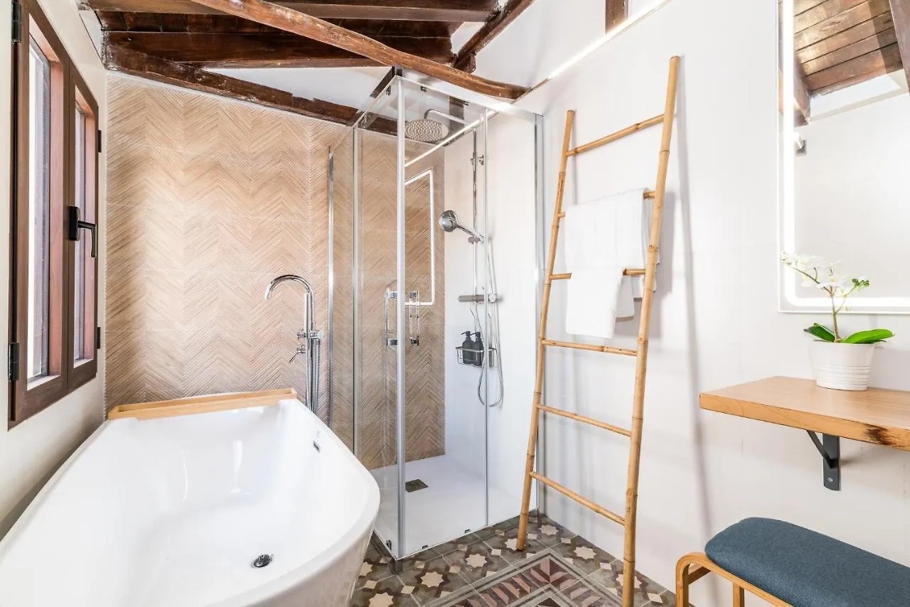 Wekey Homes Granada, Mesones Central Suites Apartment