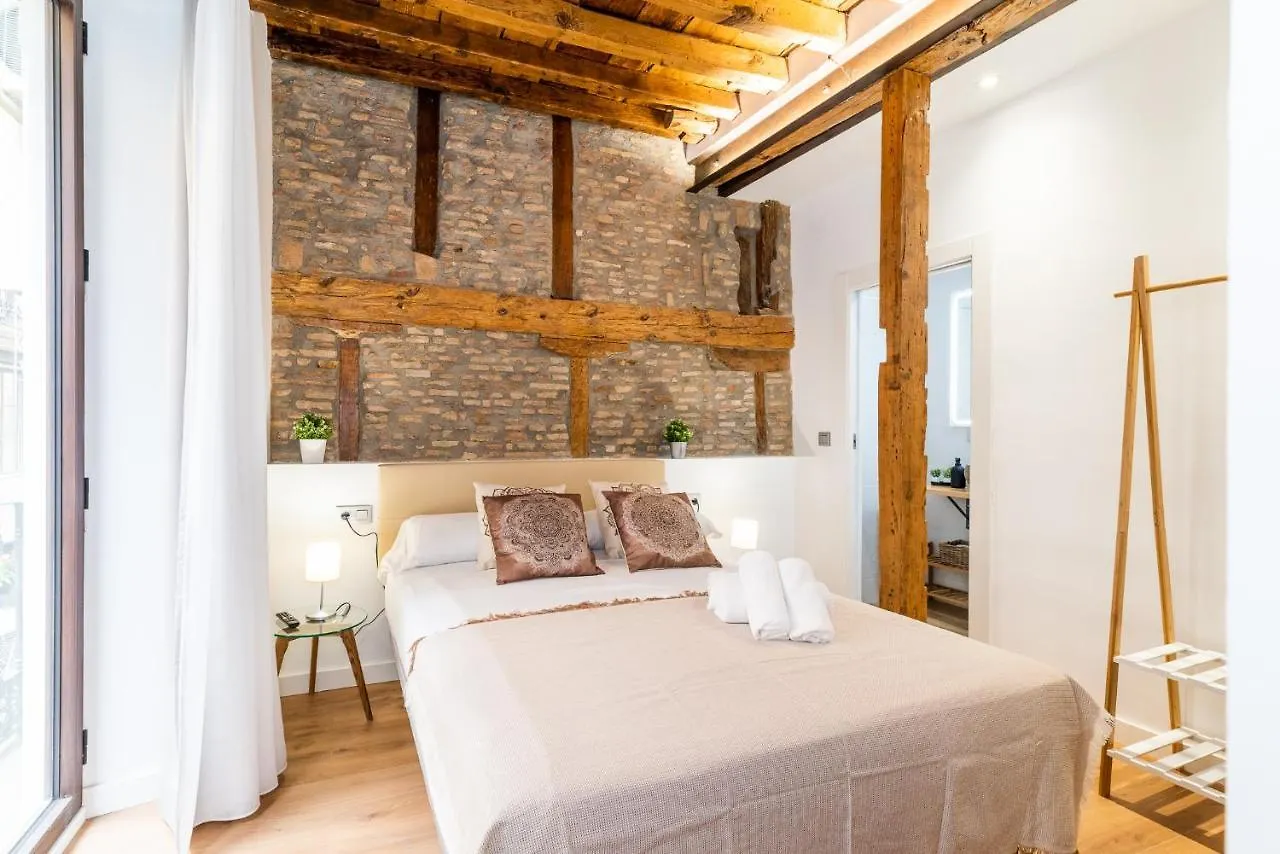 Apartment Wekey Homes Granada, Mesones Central Suites Spain