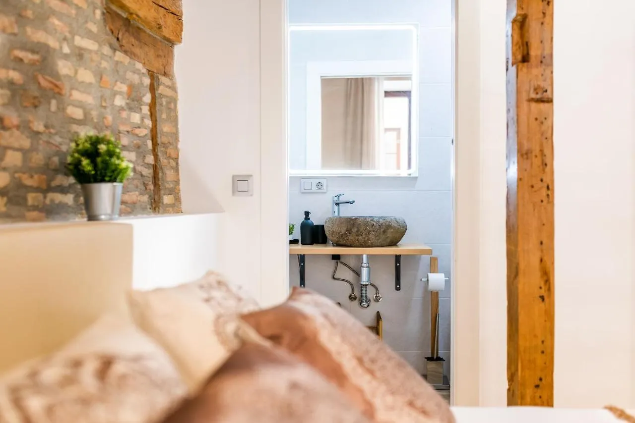 Wekey Homes Granada, Mesones Central Suites Apartment