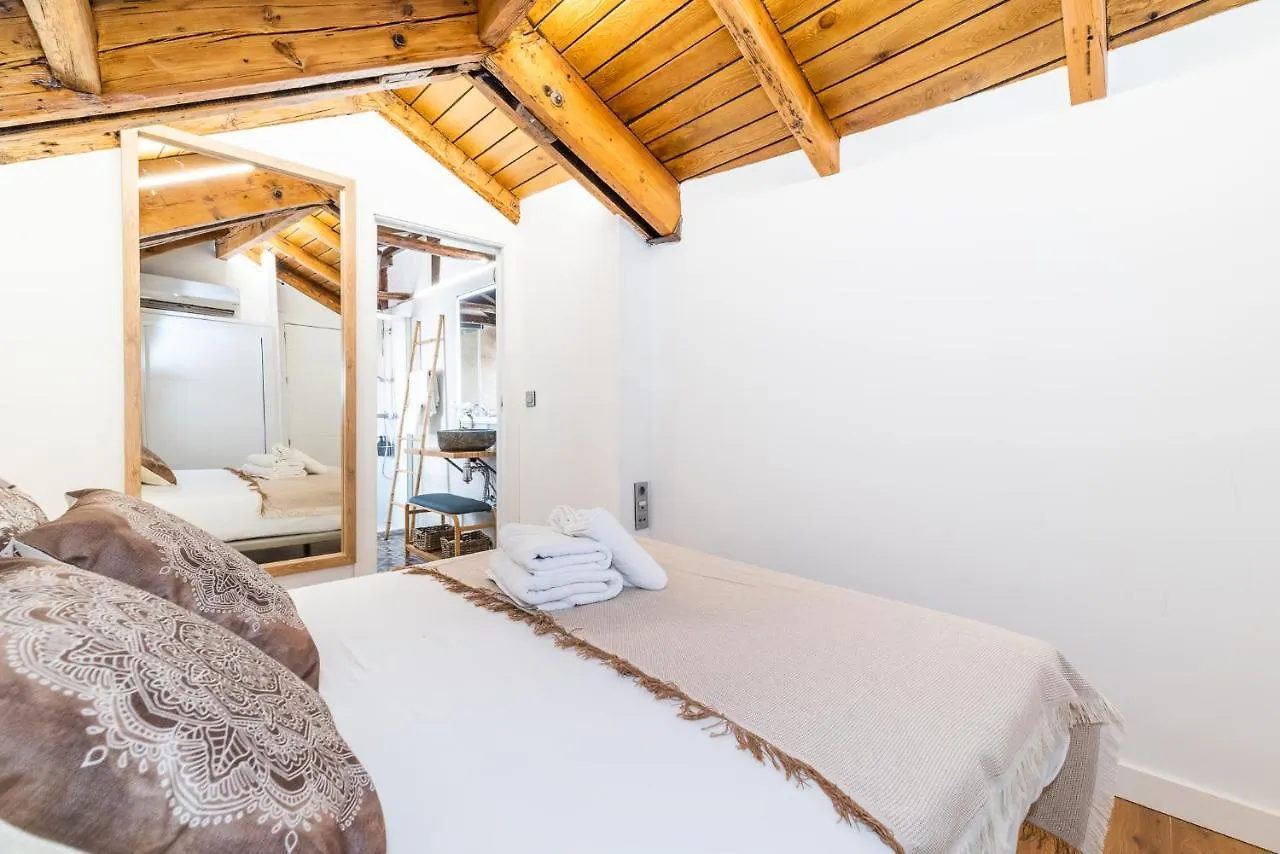 Wekey Homes Granada, Mesones Central Suites Apartment Granada