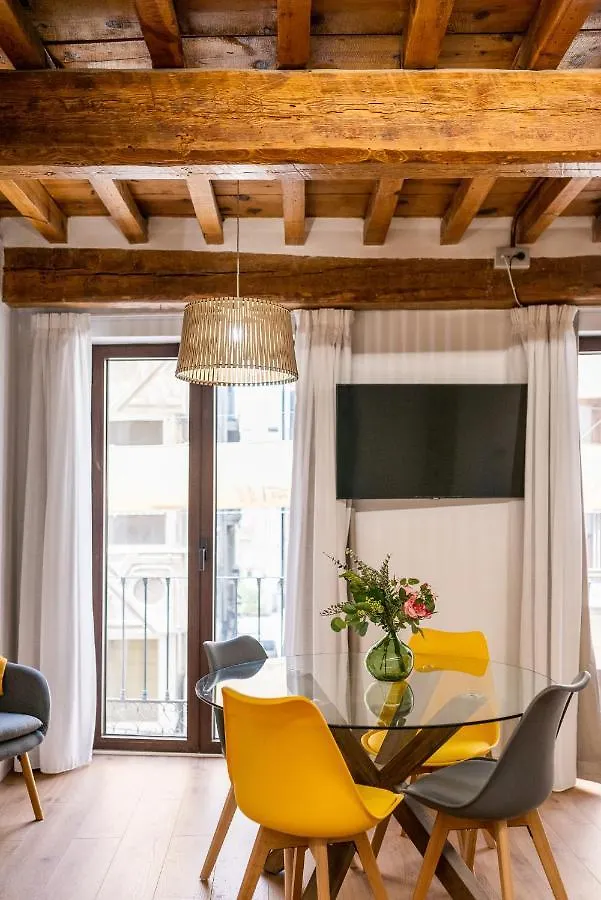Apartment Wekey Homes Granada, Mesones Central Suites