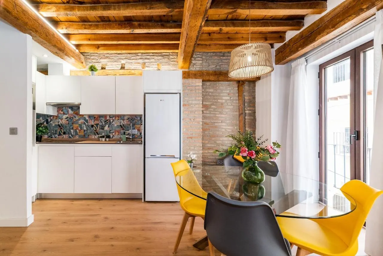 Wekey Homes Granada, Mesones Central Suites Spain